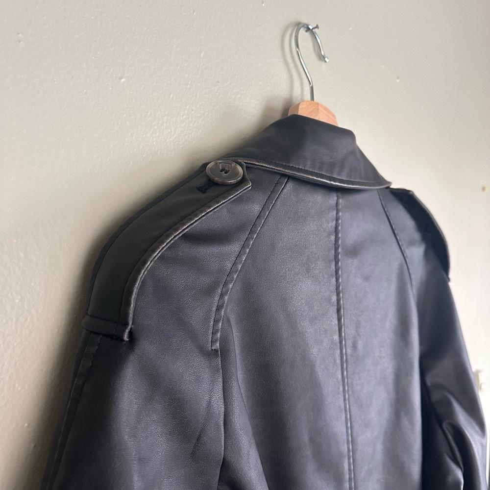 Zara Elegant Black Trench Coat - Picture 5 of 6